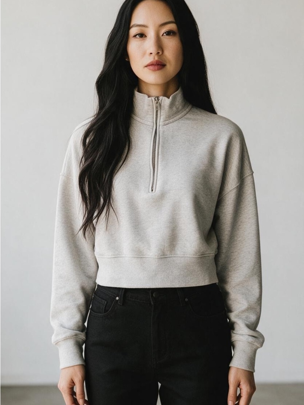 Aritzia community Cropped Quarter-Zip Pullover Sweatshirt in Light Gray